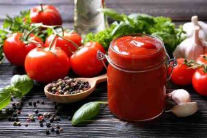 طرز تهیه رب گوجه با دستگاه آبگیری